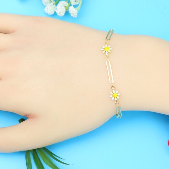 Chic & Stylish Bracelet – A Thoughtful Gift for Women and Girls, DYC1065 - Picture 3 of 8